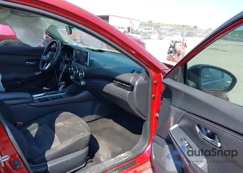 2021 Nissan Sentra Sr z USA, uszkodzony, nr VIN 3N1AB8DV8MY257523